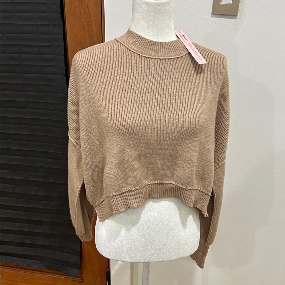 Elegant Brown Crew Neck Sweater